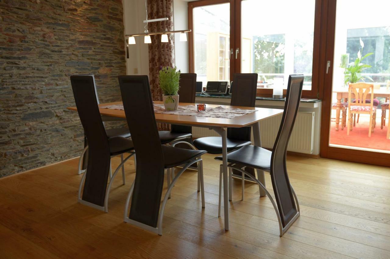 Ferienhaus Moselblick Mit Kostenfreien Oepnv-Ticket Юрциґ Екстер'єр фото
